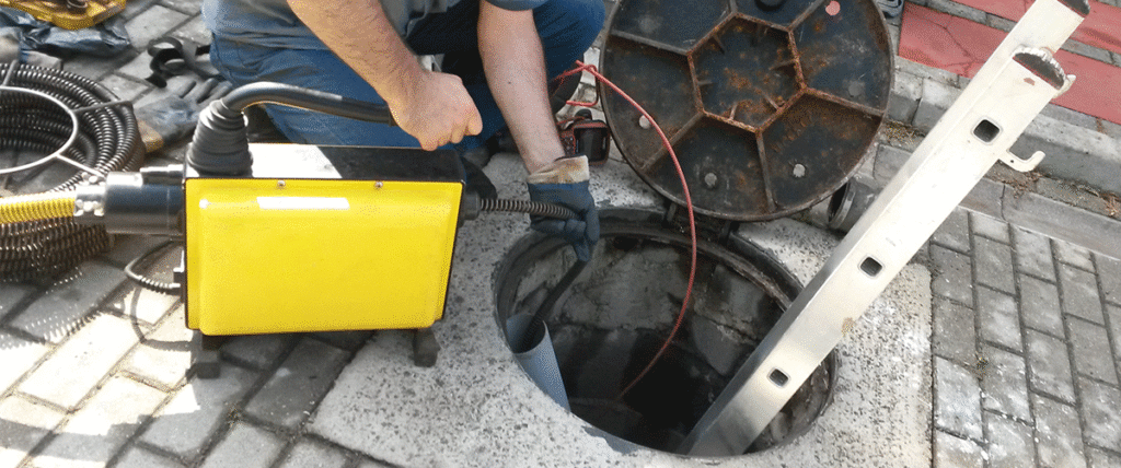 كمبروسر إزالة الرواسب بالرياض 0508137551 تنظيف الصرف الصحي بالرياض